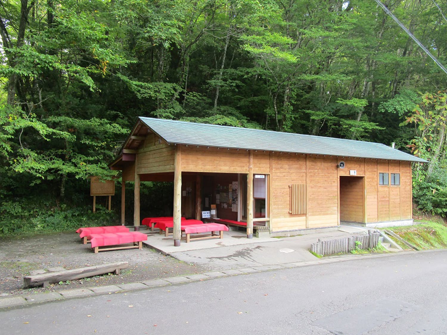 十二湖庵公衆トイレ